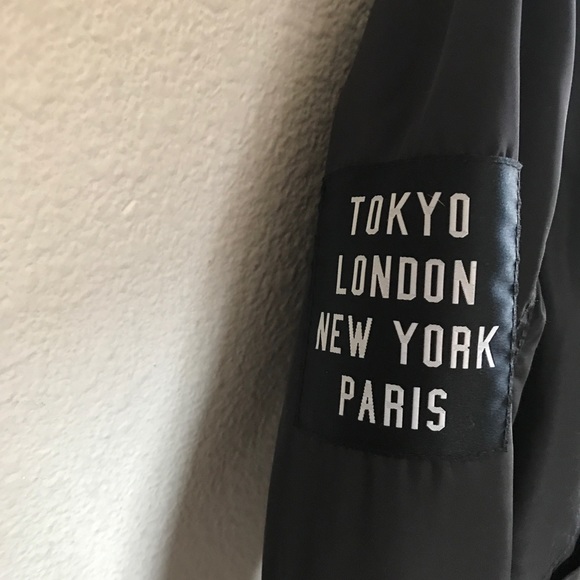 SOLD H&M bomber jacket varsity puffer black 10-12 - Picture 5 of 8